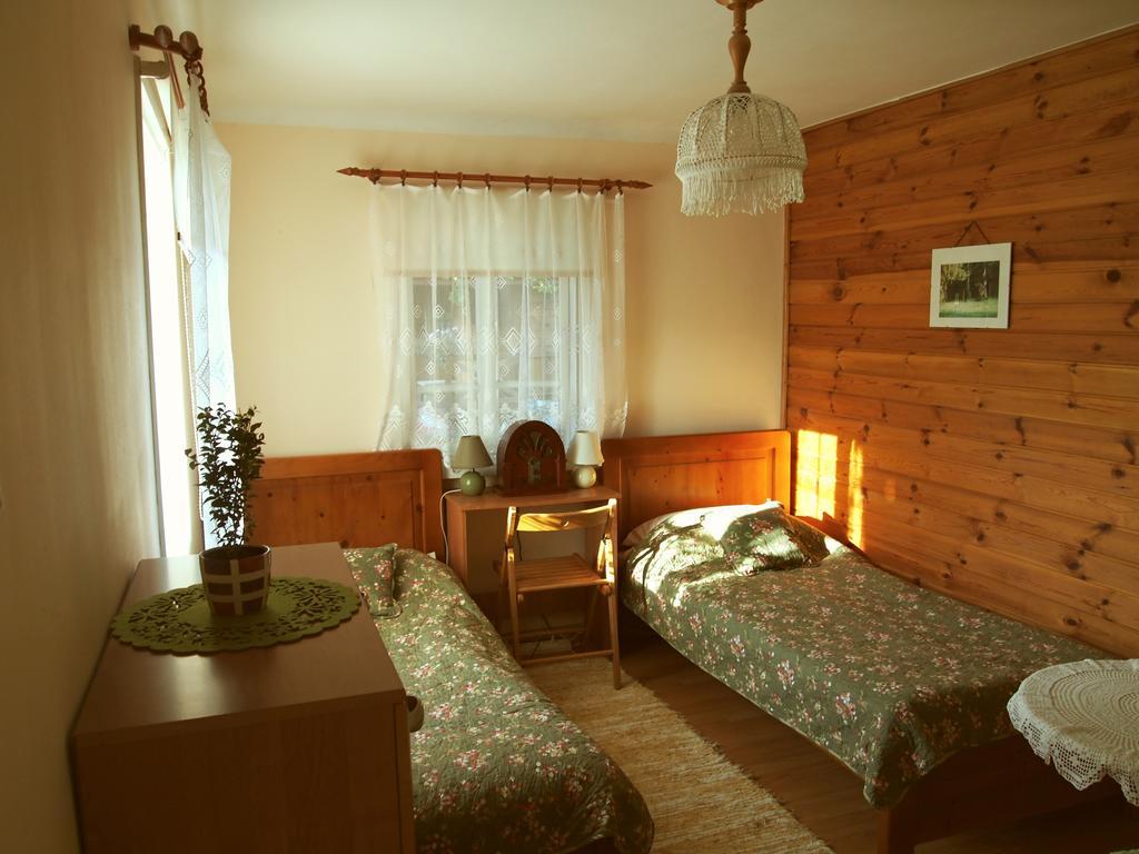 Domek Zapiecek Bialowieza Bilik gambar